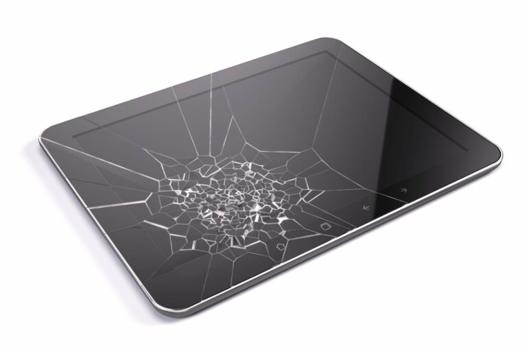 Tablet mit kaputtem Bildschirm